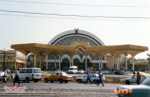 Ташкент алайский. Алайский рынок в Ташкенте. Старый Алайский базар в Ташкенте. Ташкент Алайский рынок 1988 год. Алайский базар в Ташкенте зимой.